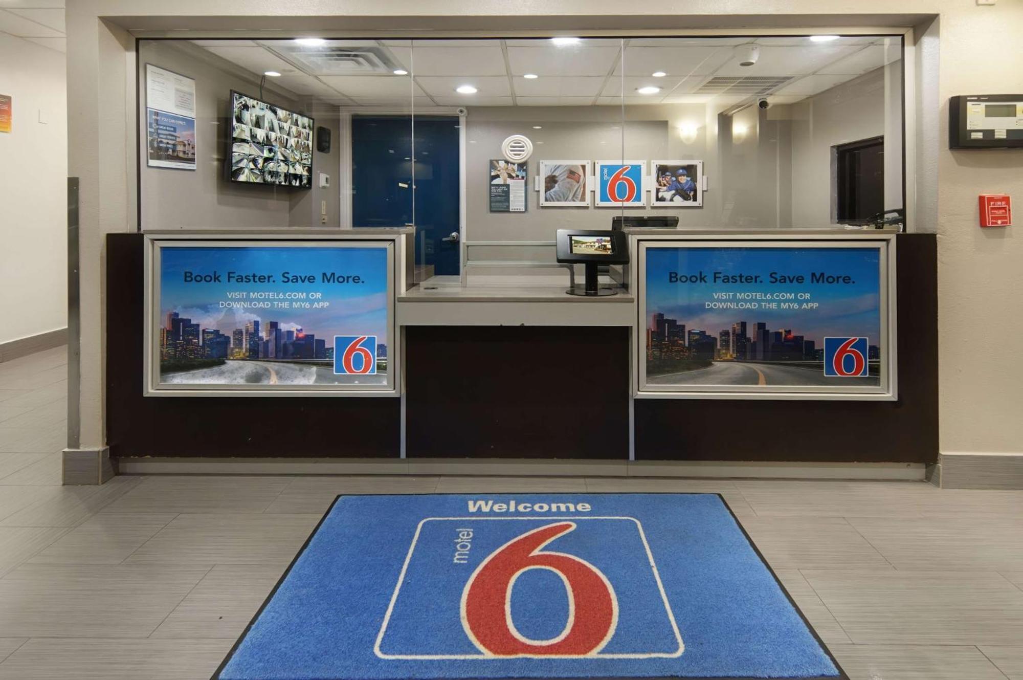 Motel 6-Fort Worth, Tx - Downtown East Екстериор снимка